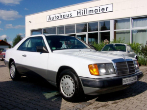 Mercedes-Benz - 230 CE Mercedes-Benz - 230 CE